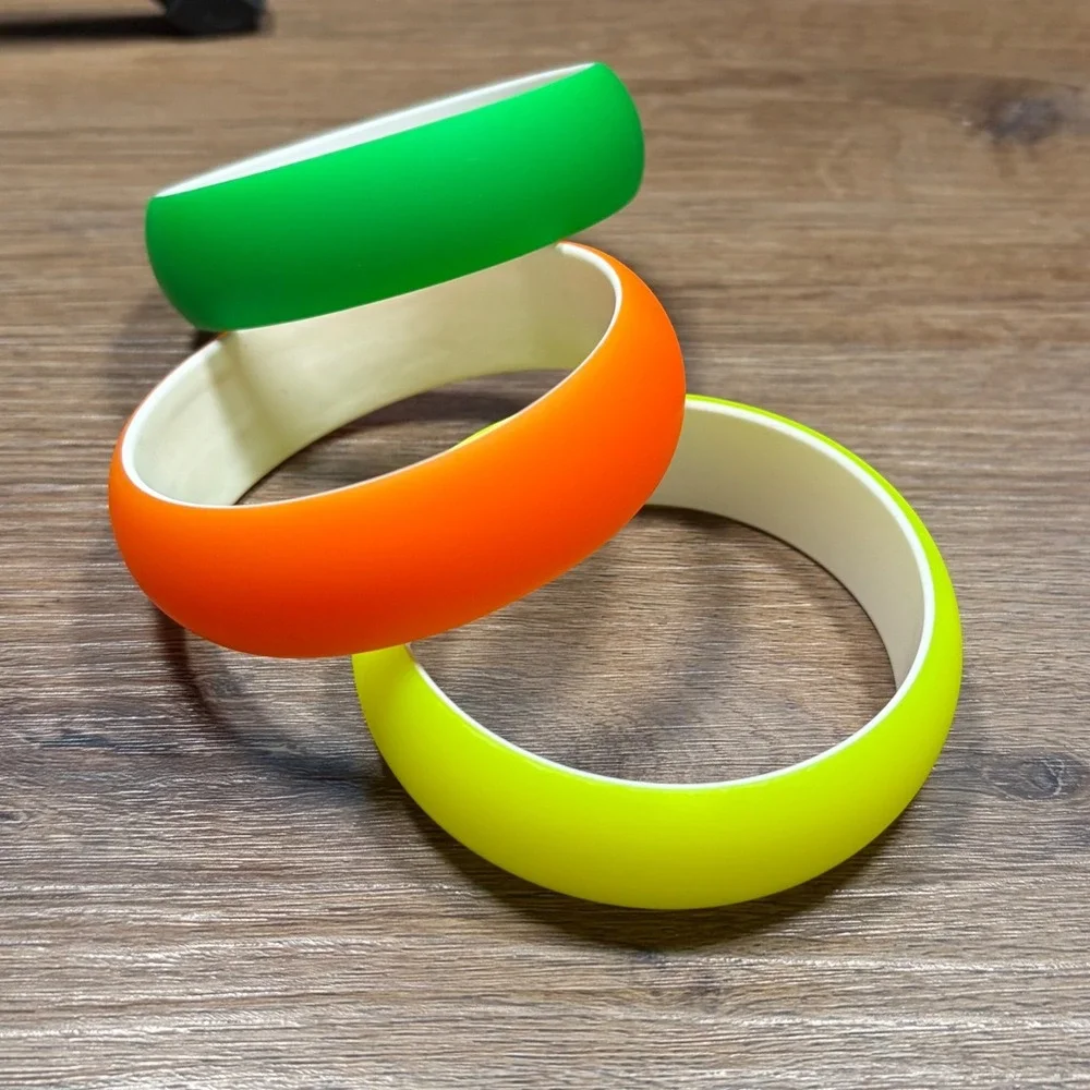 Neon Bangle Bracelet Set 3pc Fluorescent Green Orange Yellow Retro 80s Style‎